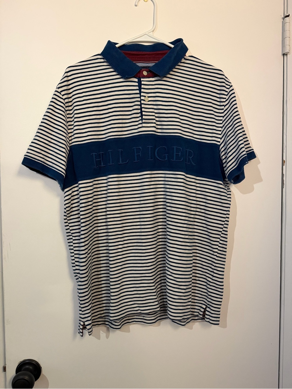 Tommy Hilfiger Men’s Navy & White Striped Polo Shirt Size XL Good Condition
